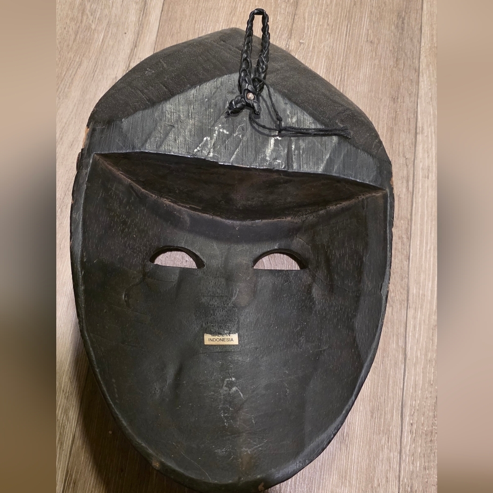 Handcrafted Brown Wooden Mask - Picture 3 of 8